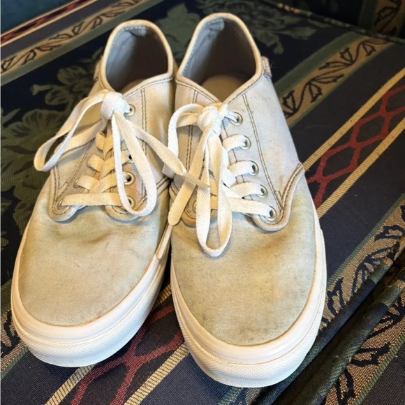 Vans Women’s Size 9 Light Blue Tie Dye Wash - Picture 2 of 6